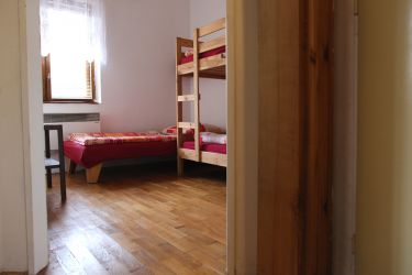 Ubytovna_Galerka Lisny_pokoj 1